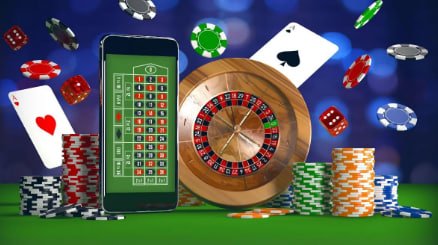 CasinoRoyal Myanmar ကစားသမားများ ပြည့်စုံသော ဂိမ်းများ ကစားနေသော မြင်ကွင်း